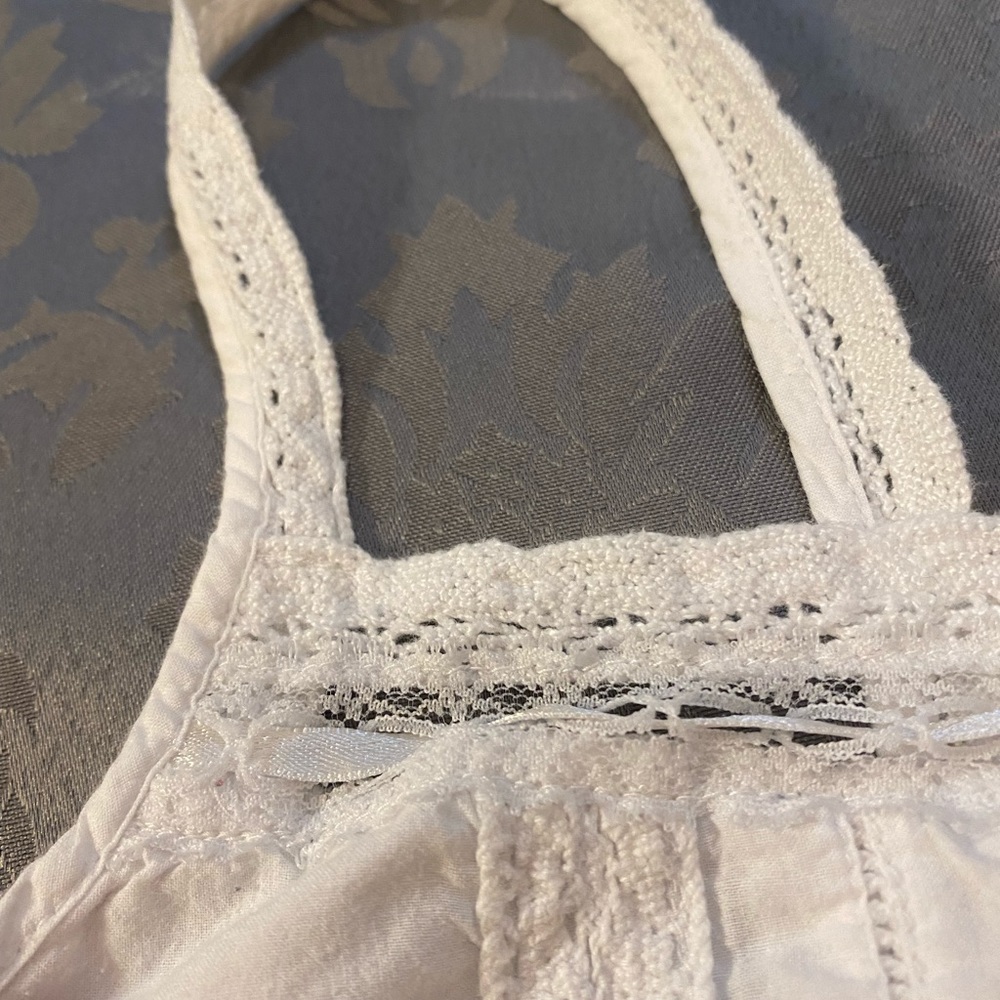 Women nightgown - Picture 3 of 10